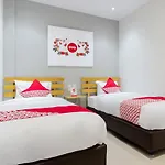 Oyo 623 Mmtc Residence